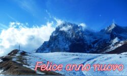 29 DICEMBRE  AUGURI SOTTO IL PARETONE